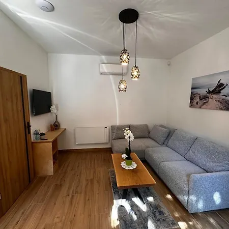 Piaskowa 11 Apartment