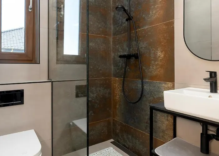 Piaskowa 11 Гонски